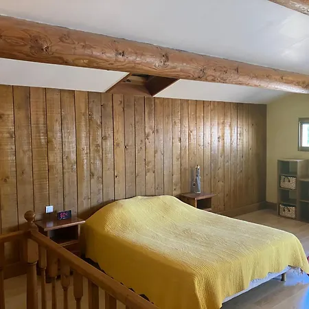 Holiday home Mazet Des Cedres Au Pied De La Colline