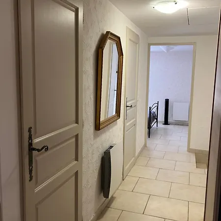 Holiday home Mazet Des Cedres Au Pied De La Colline *